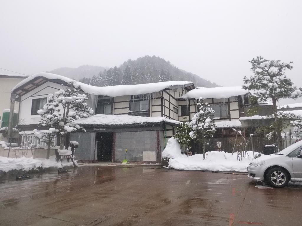 Ryosou Tsuyukusa Takayama  Eksteriør billede
