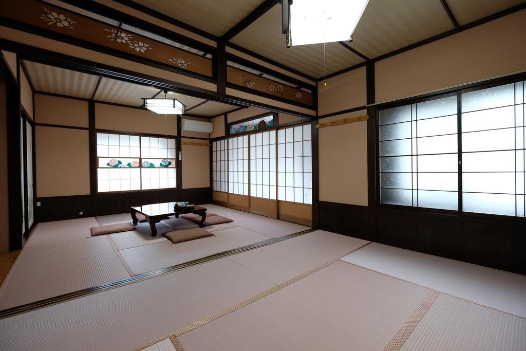 Ryosou Tsuyukusa Takayama  Eksteriør billede